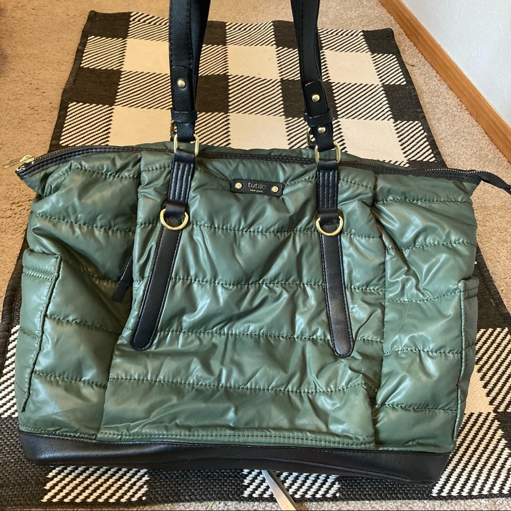 Green EUC Tutilo Puffy Tote Bag